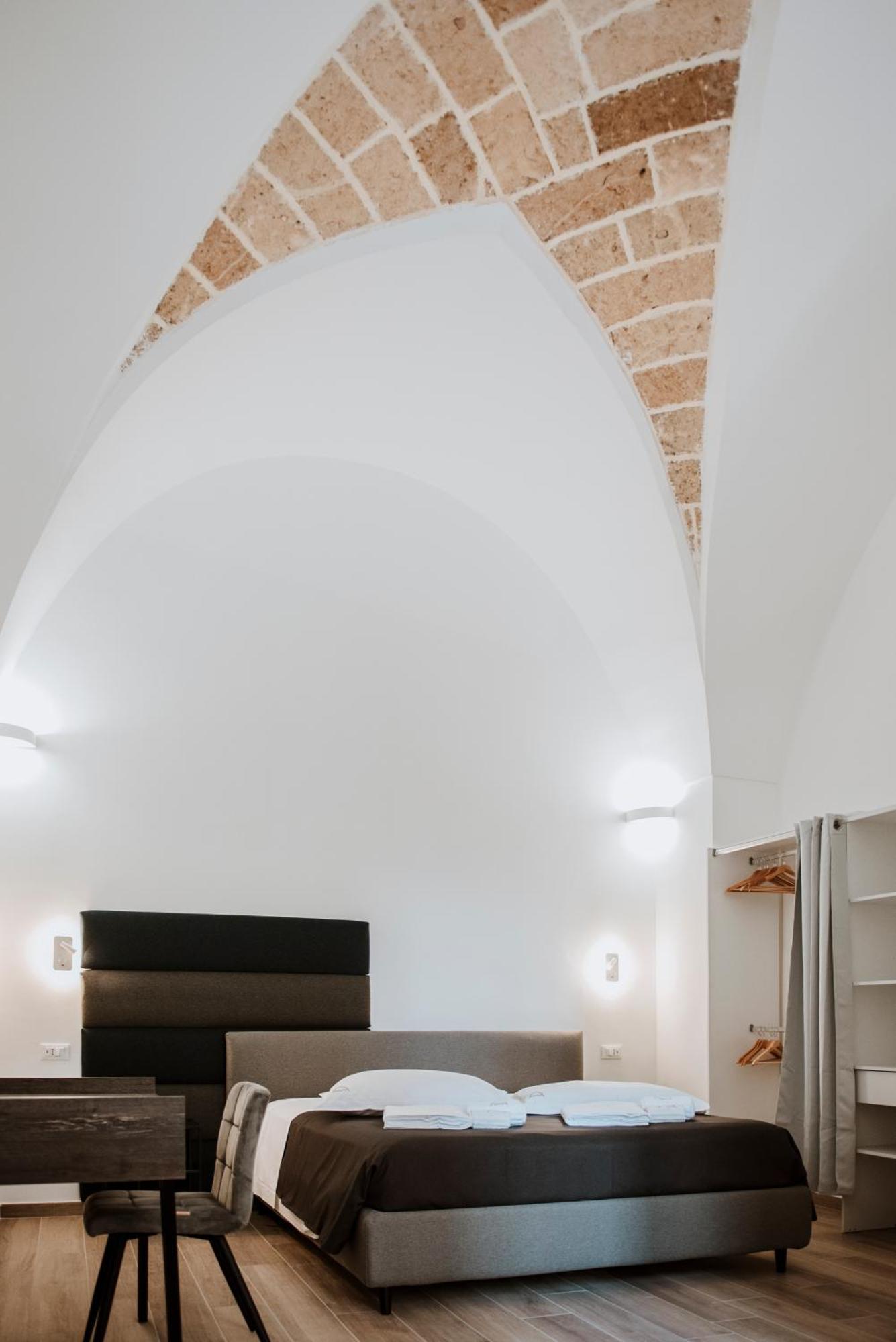 Signuria Dimora Esclusiva Bed & Breakfast เลชเช ภายนอก รูปภาพ