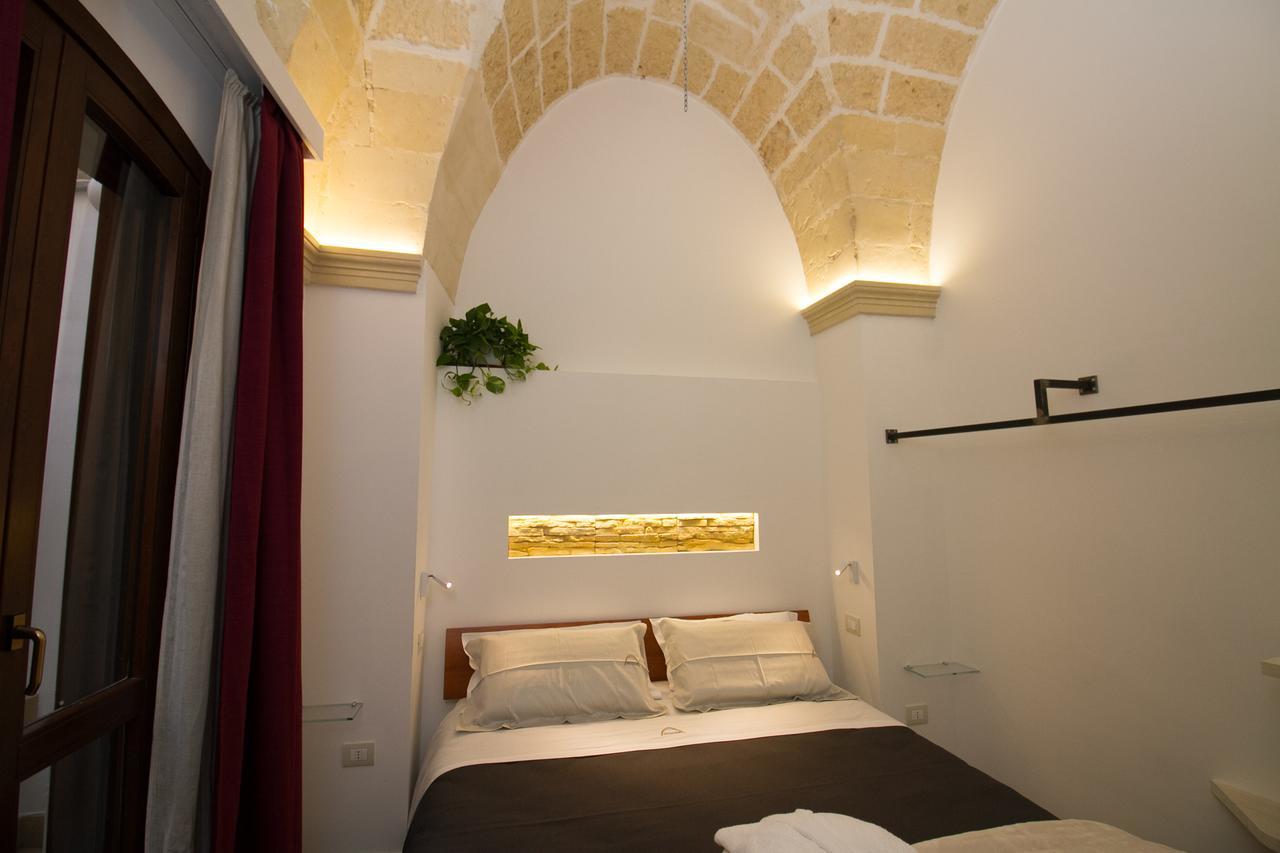 Signuria Dimora Esclusiva Bed & Breakfast เลชเช ภายนอก รูปภาพ