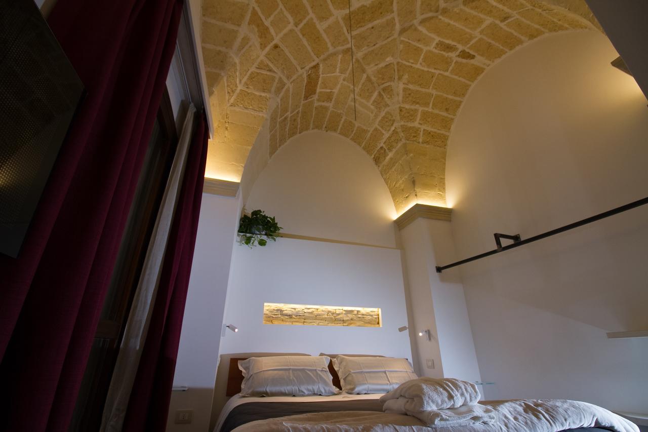 Signuria Dimora Esclusiva Bed & Breakfast เลชเช ภายนอก รูปภาพ