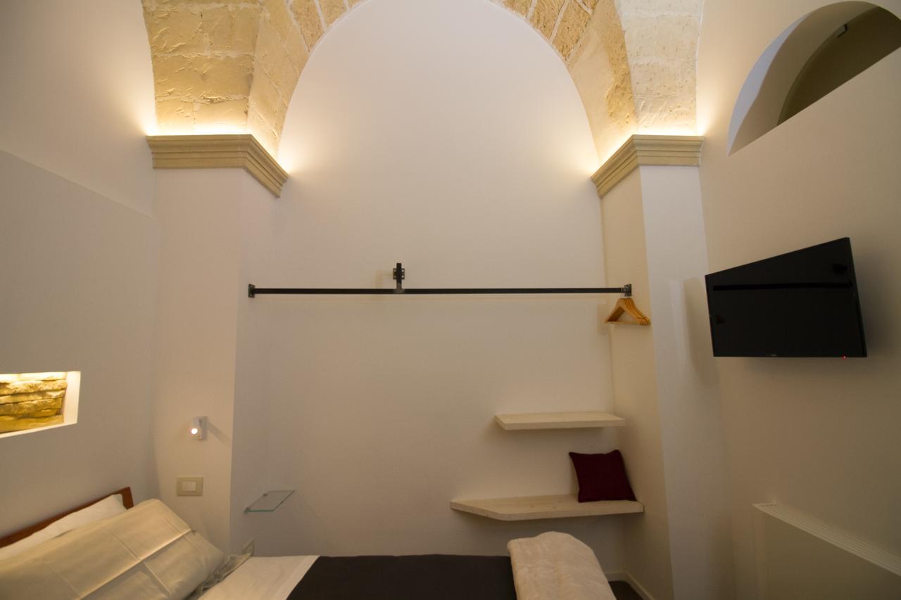 Signuria Dimora Esclusiva Bed & Breakfast เลชเช ภายนอก รูปภาพ