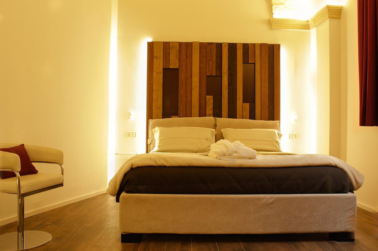 Signuria Dimora Esclusiva Bed & Breakfast เลชเช ภายนอก รูปภาพ